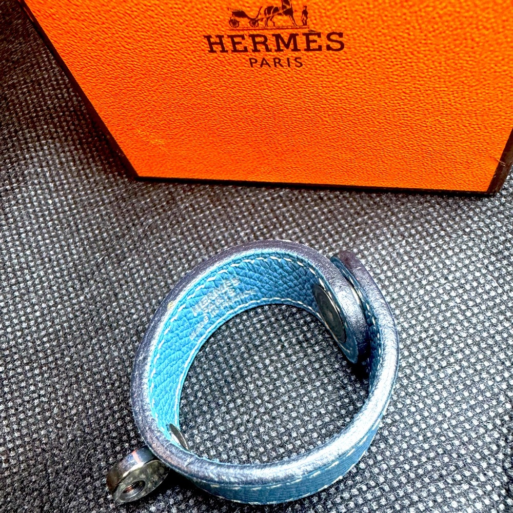 Hermès Blue Scarf Ring Leather Bag Charm Gloves Holder, RARE COLORS Hermès Kelly - Picture 2 of 7